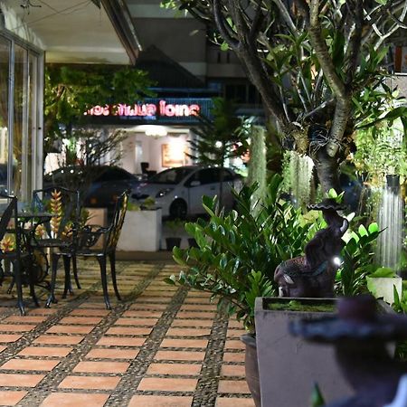 The Canal Hotel Bangkok Dış mekan fotoğraf