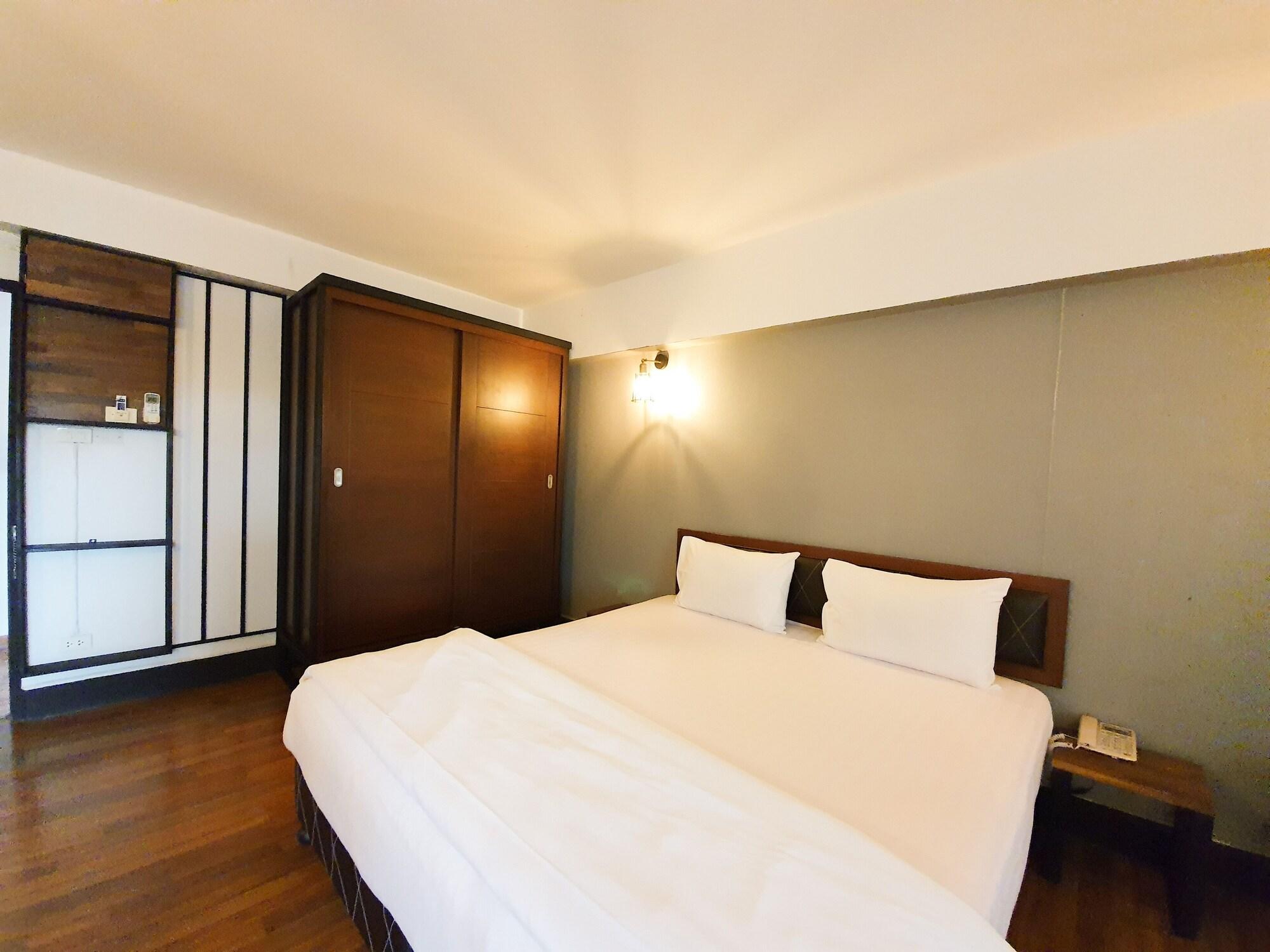 The Canal Hotel Bangkok Dış mekan fotoğraf