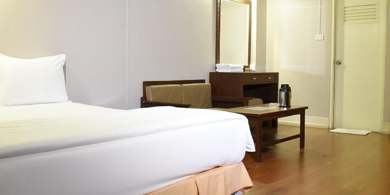 The Canal Hotel Bangkok Dış mekan fotoğraf